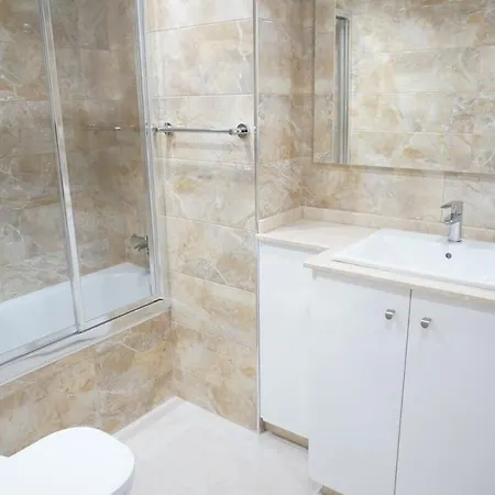 Apartman Fuentes De *